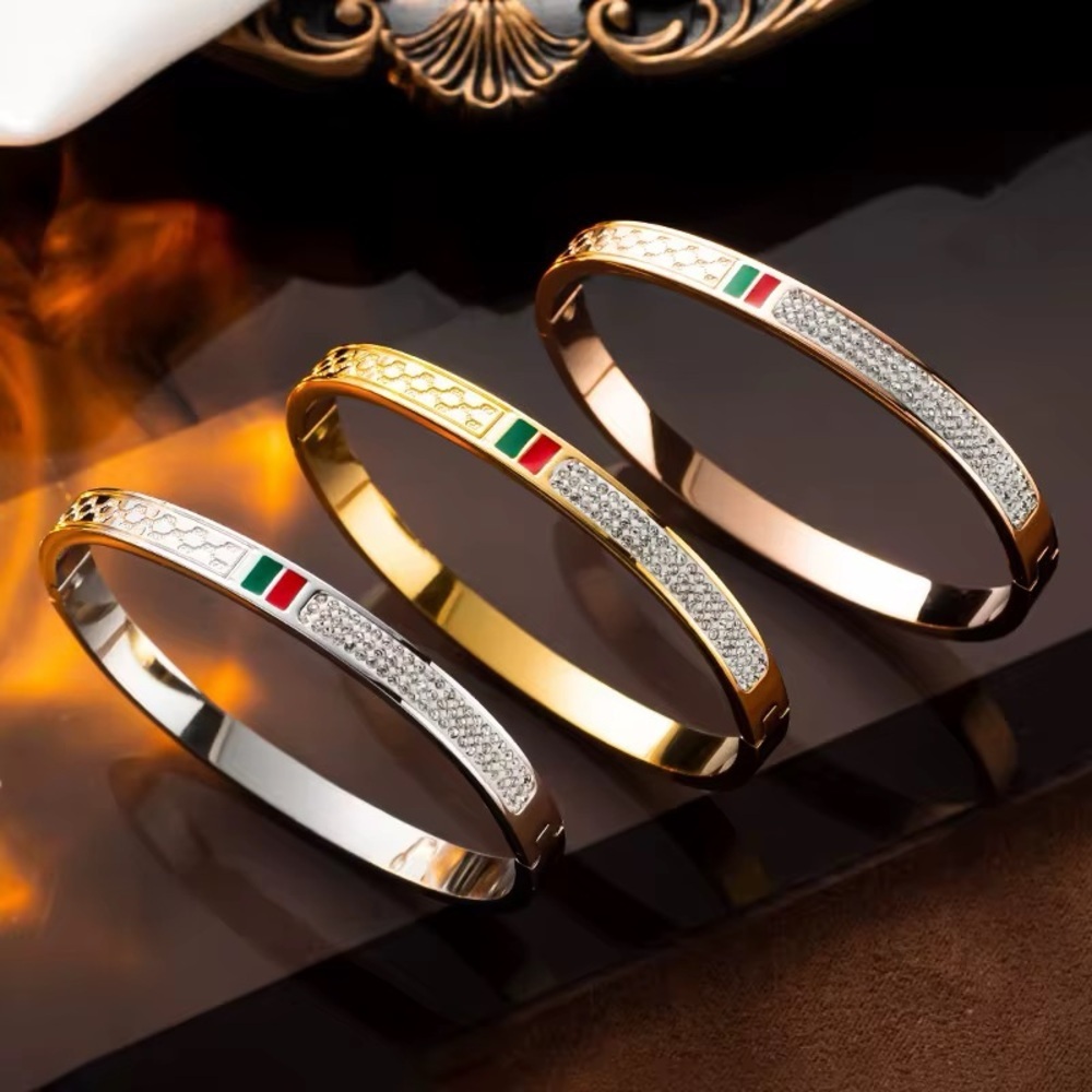 Elegant 18K Gold Plated Stainless Steel Hinge Closure Bangles